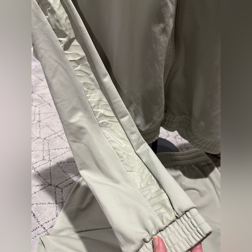 Adidas Sage Green Tracksuit Set - Picture 7 of 11